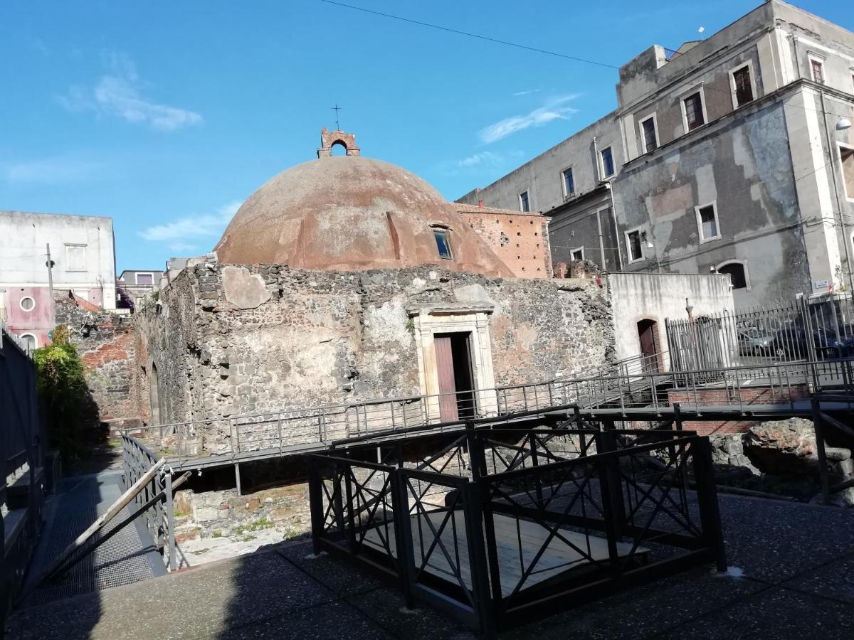 Theatron Houses Catania Bagian luar foto