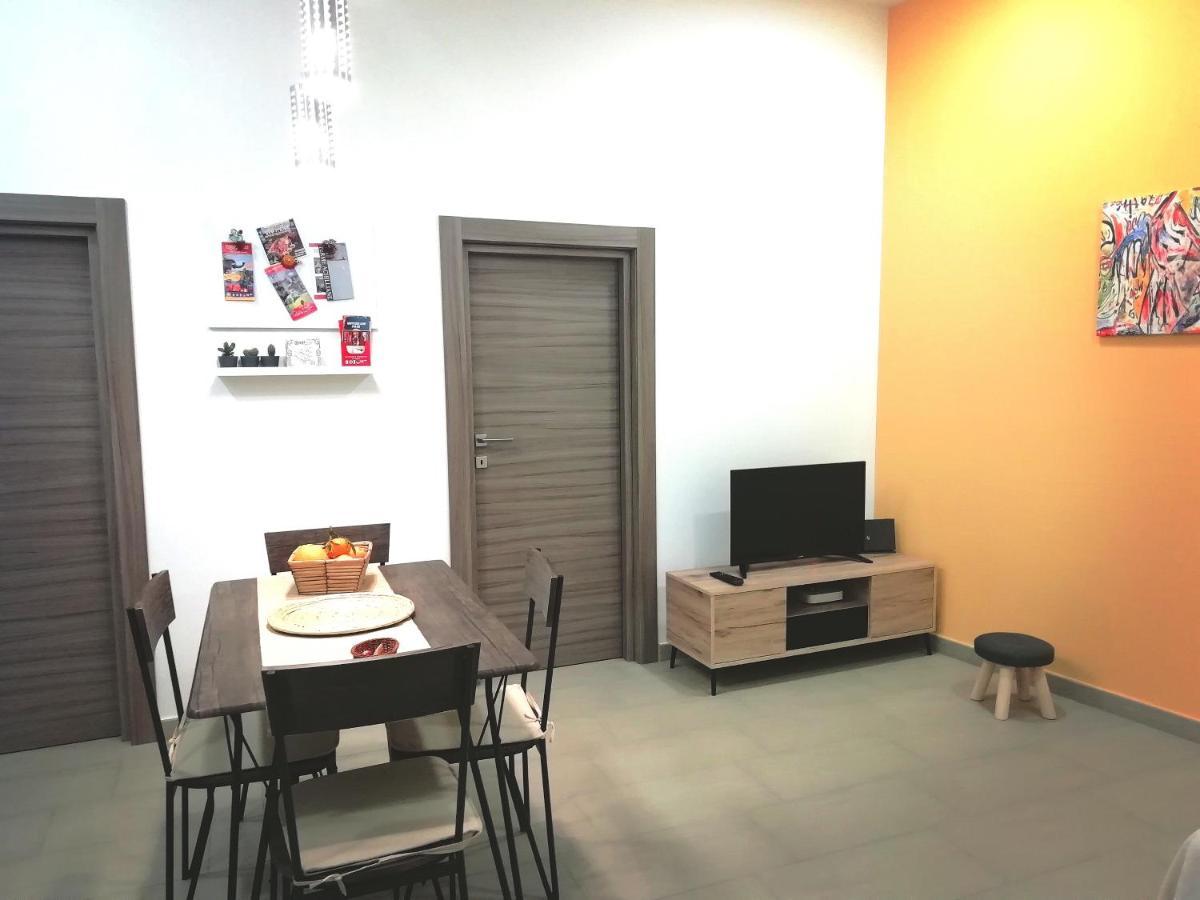 Theatron Houses Catania Bagian luar foto