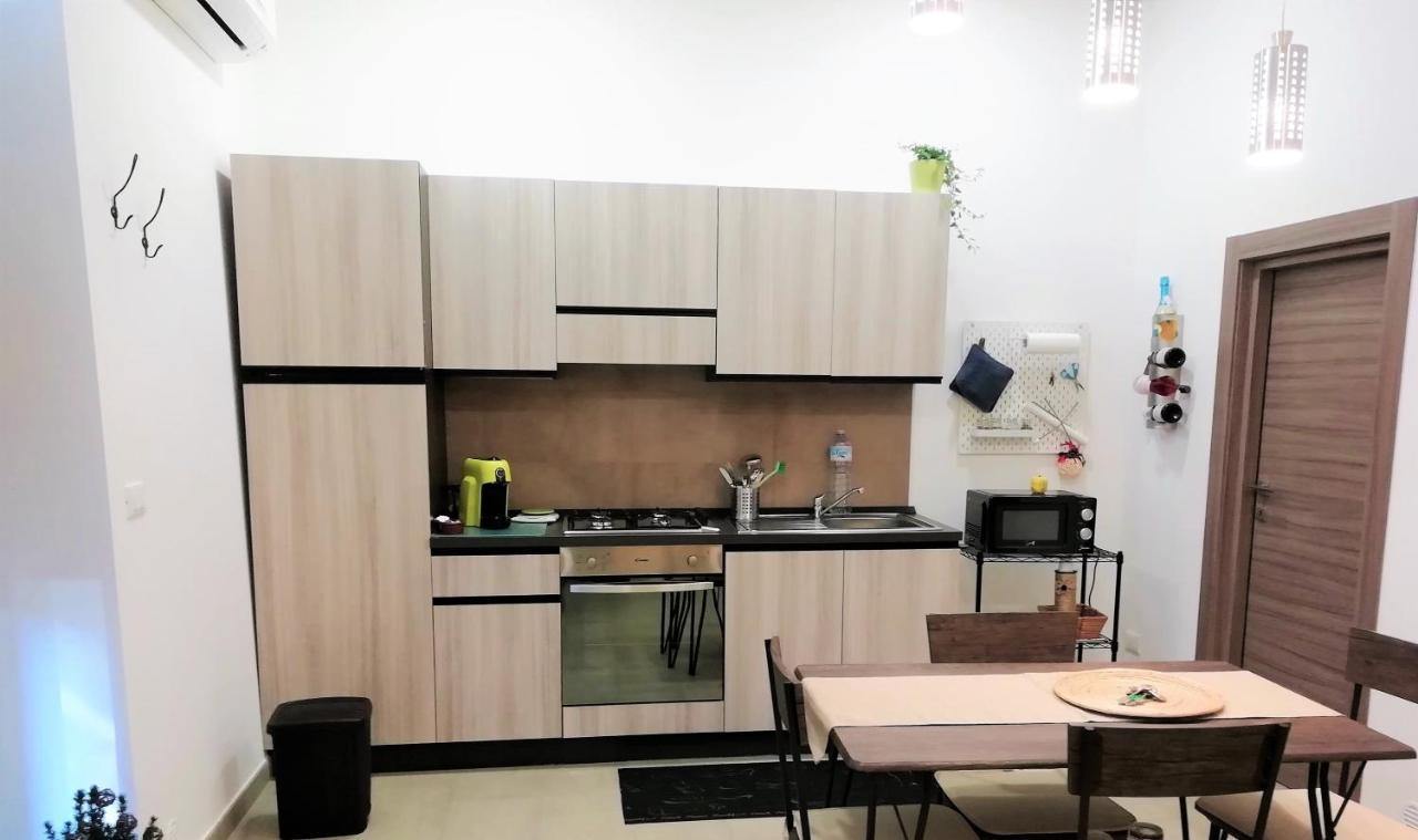 Theatron Houses Catania Bagian luar foto