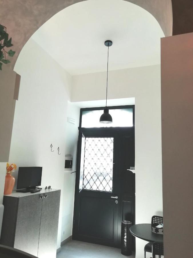 Theatron Houses Catania Bagian luar foto